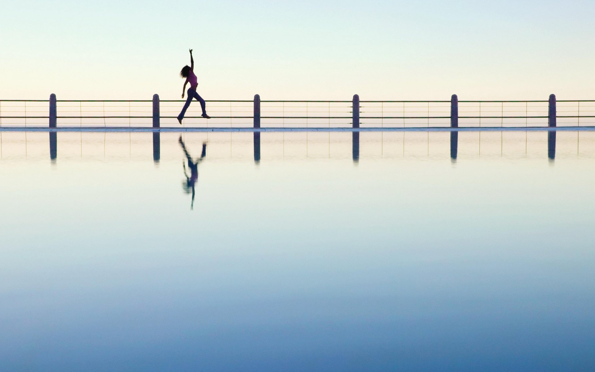 correr agua reflexión puente alegría