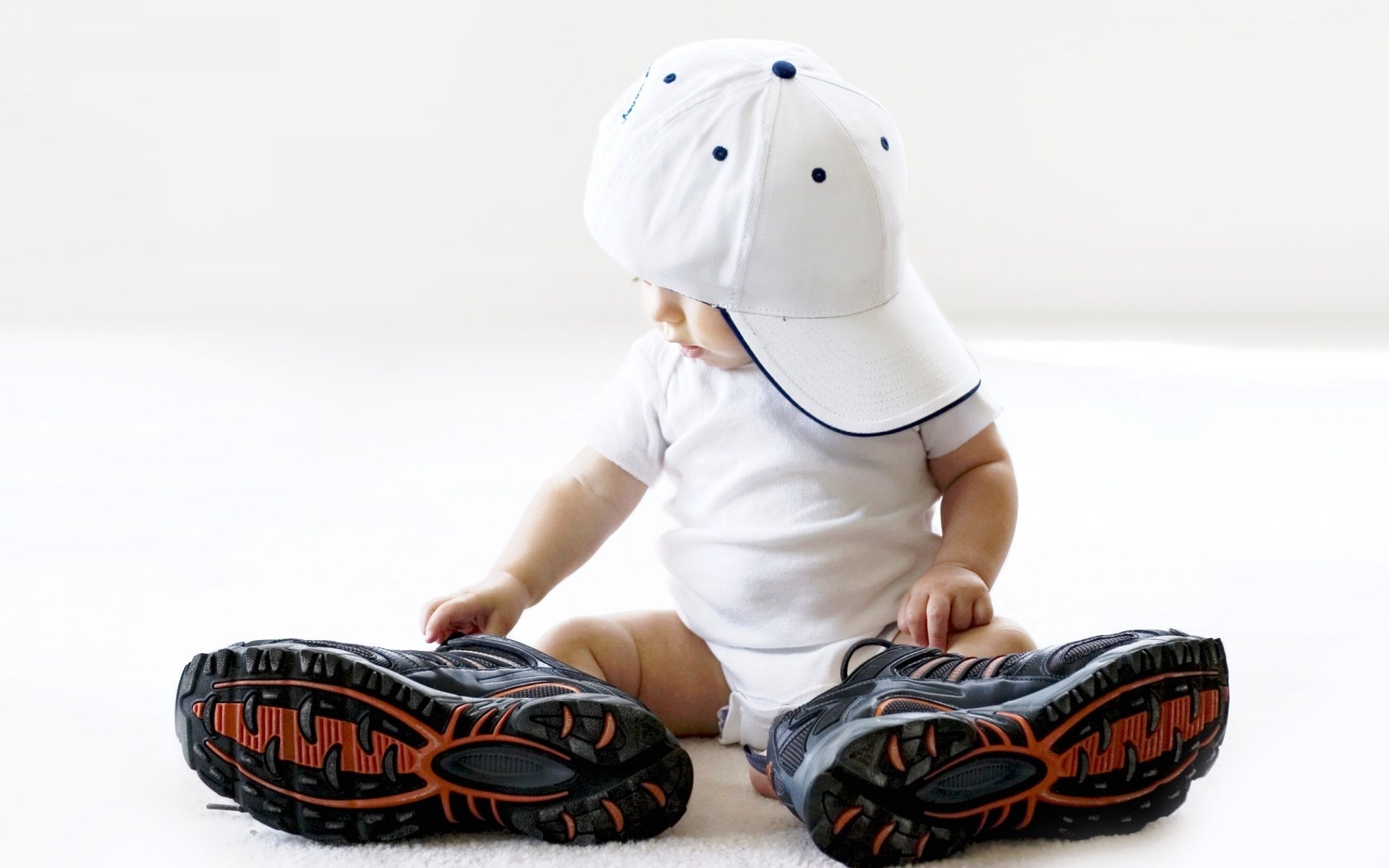 bambino berretto scarpe da ginnastica grande