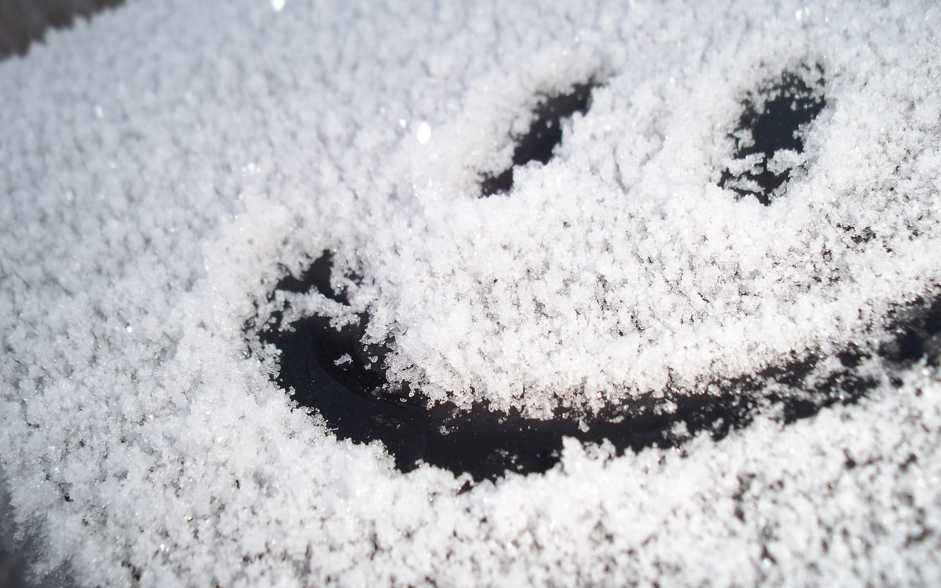 nieve vidrio cara sonriente