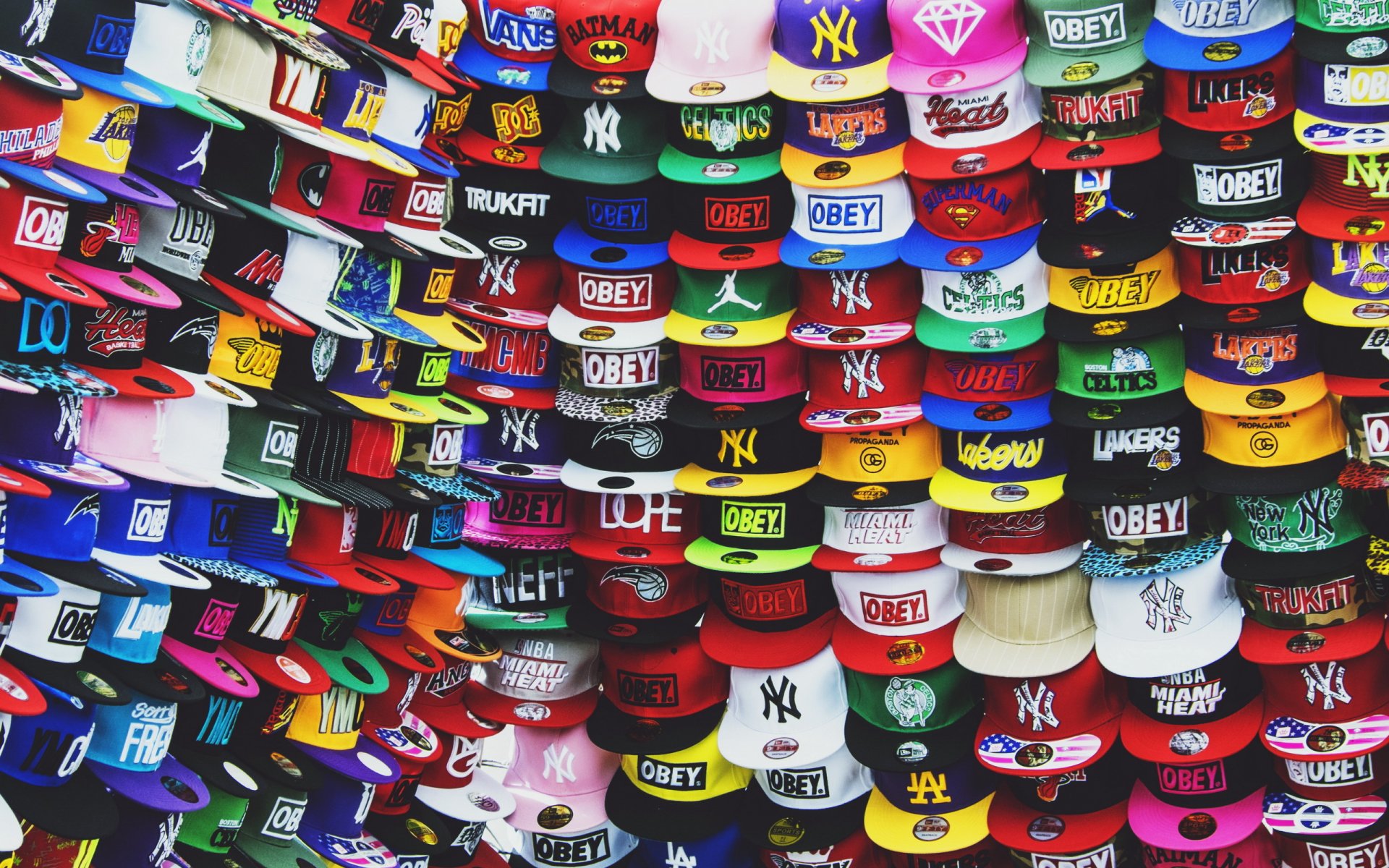 casquettes couleur fond