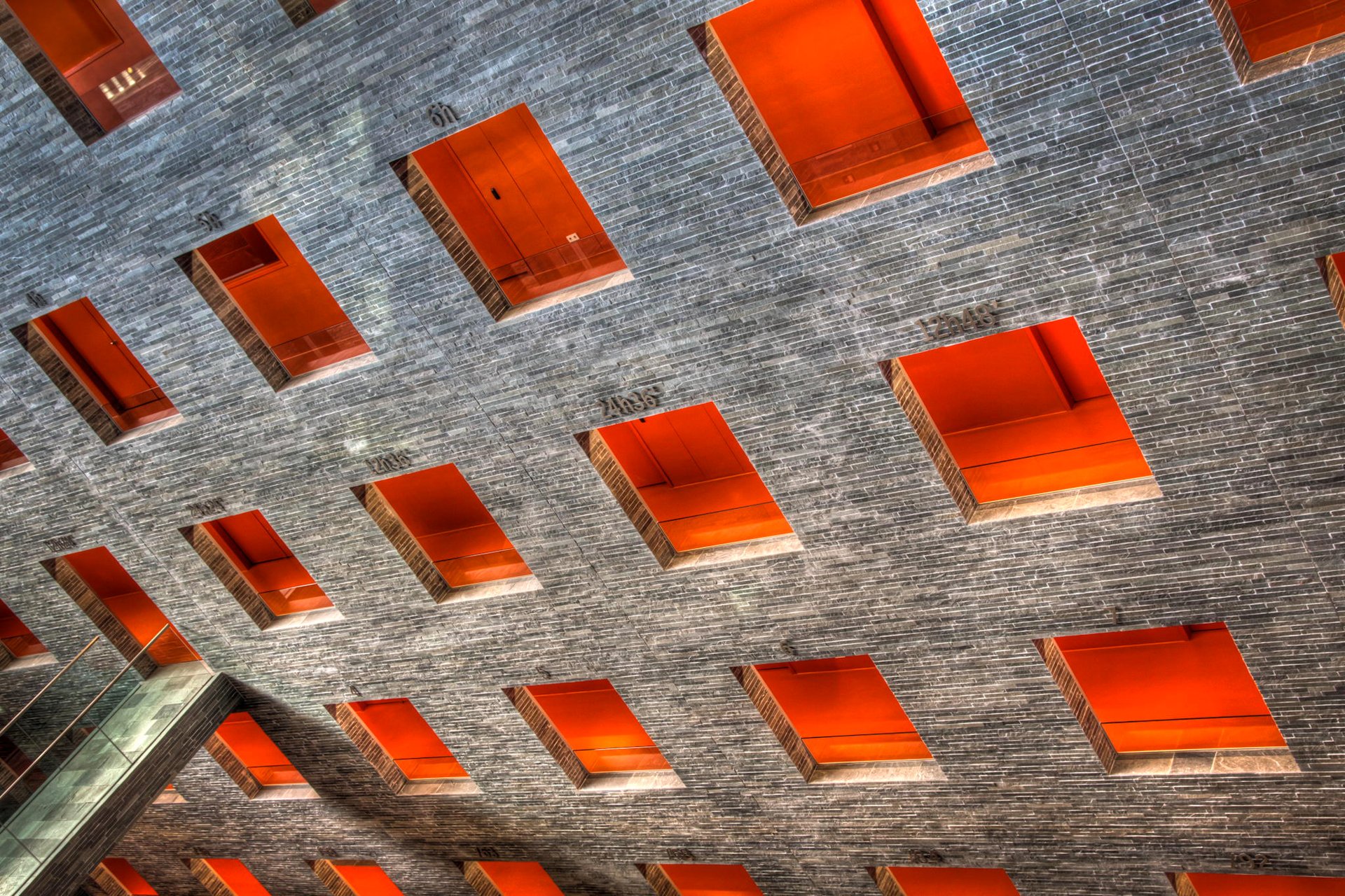 ventanas pared casa puente luz