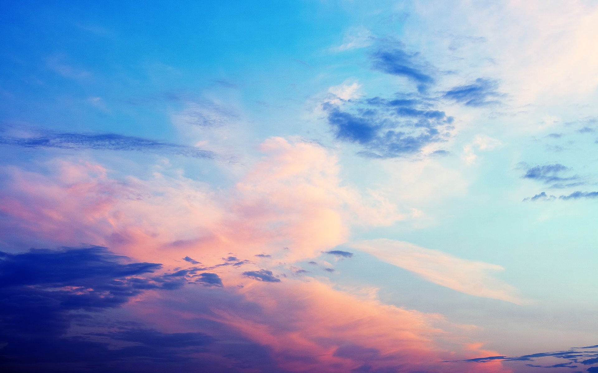 ciel nuages coucher de soleil