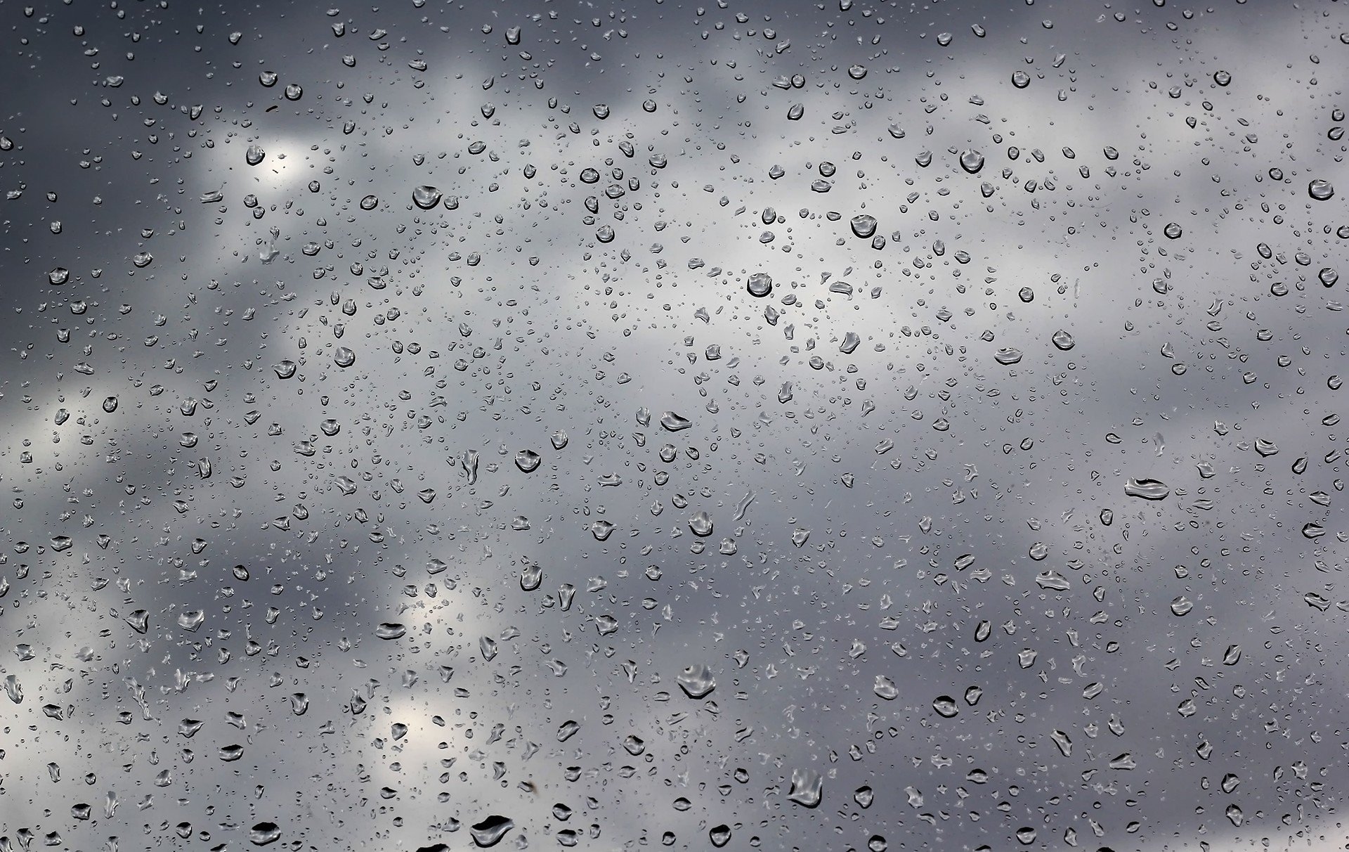 gotas lluvia vidrio nublado agua nubes