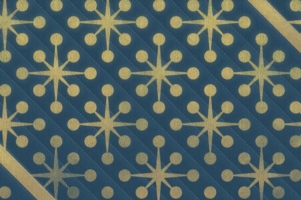 Copos de nieve estrellados sobre fondo azul