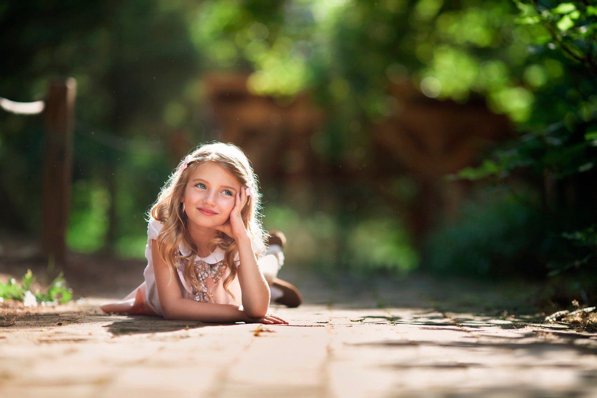 soñar niña fotografía de bebé sonrisa sol bokeh