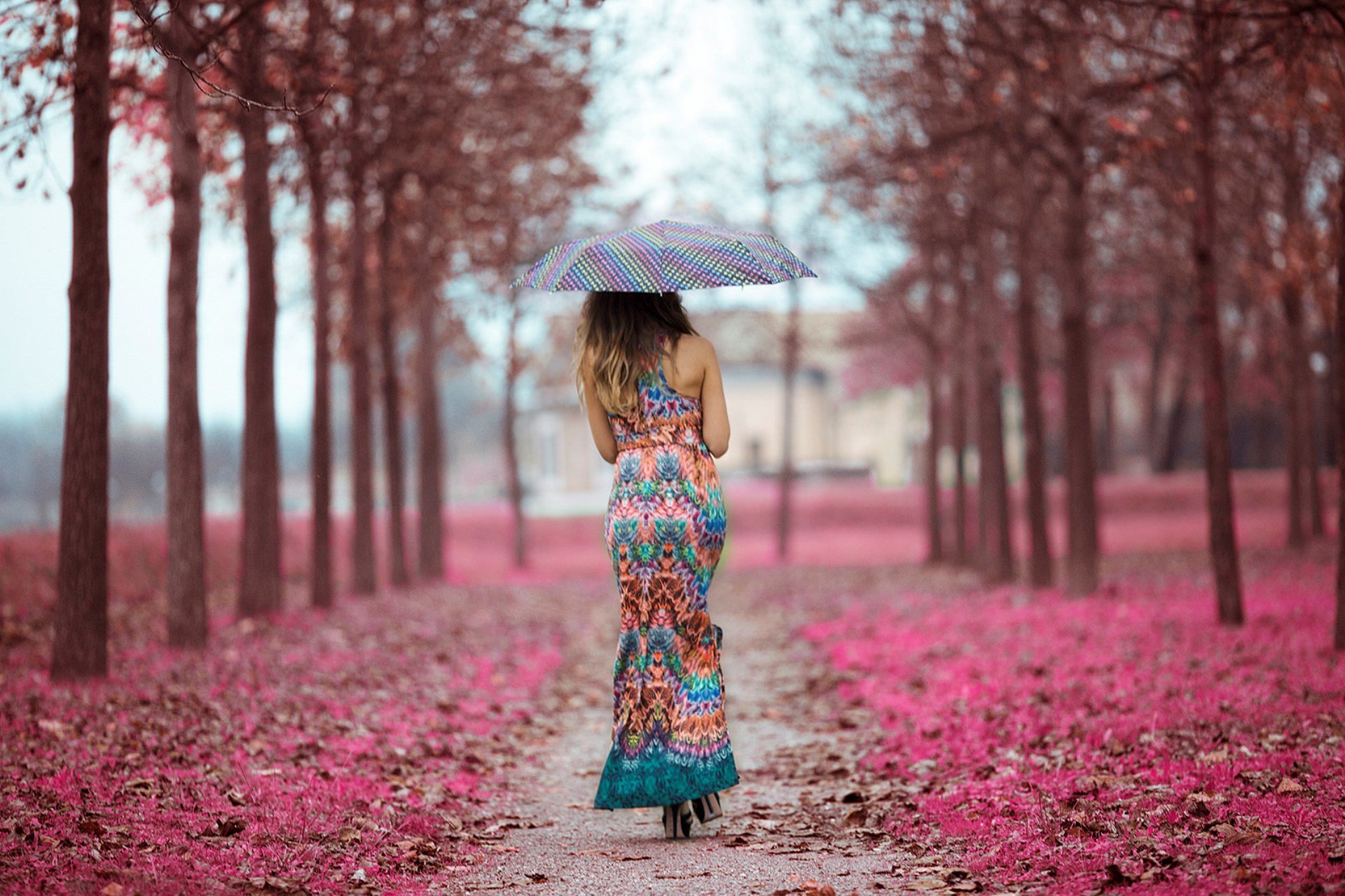 girl umbrella street