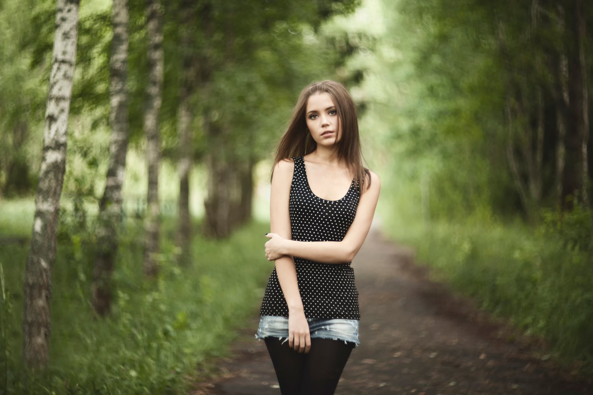 ksenia kokoreva szorty aleja bokeh