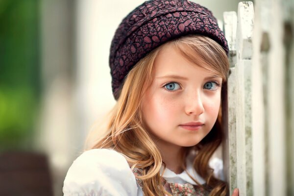 Foto de bebé de una niña encantadora