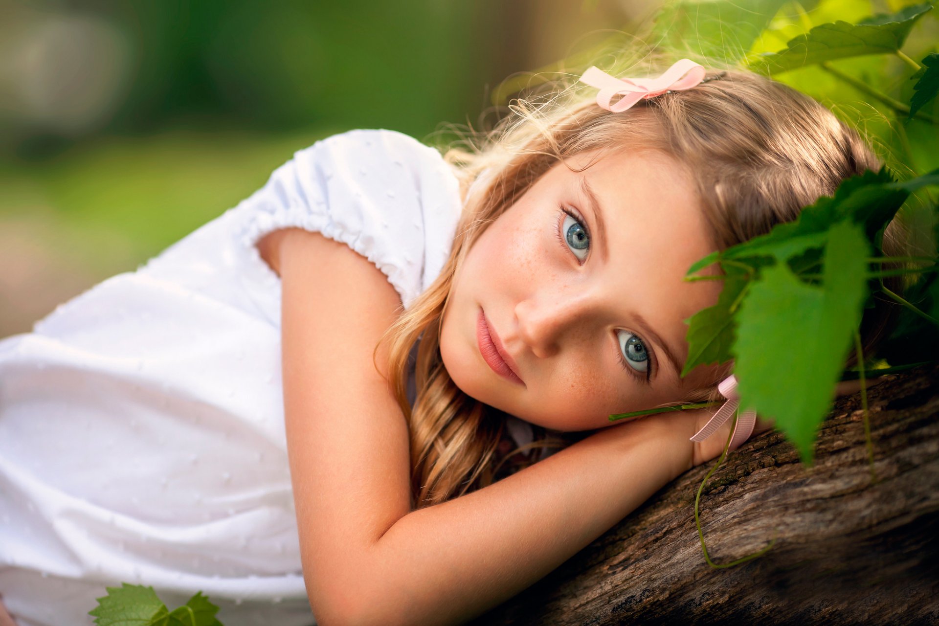 come bambola ragazza lentiggini sguardo chld fotografia