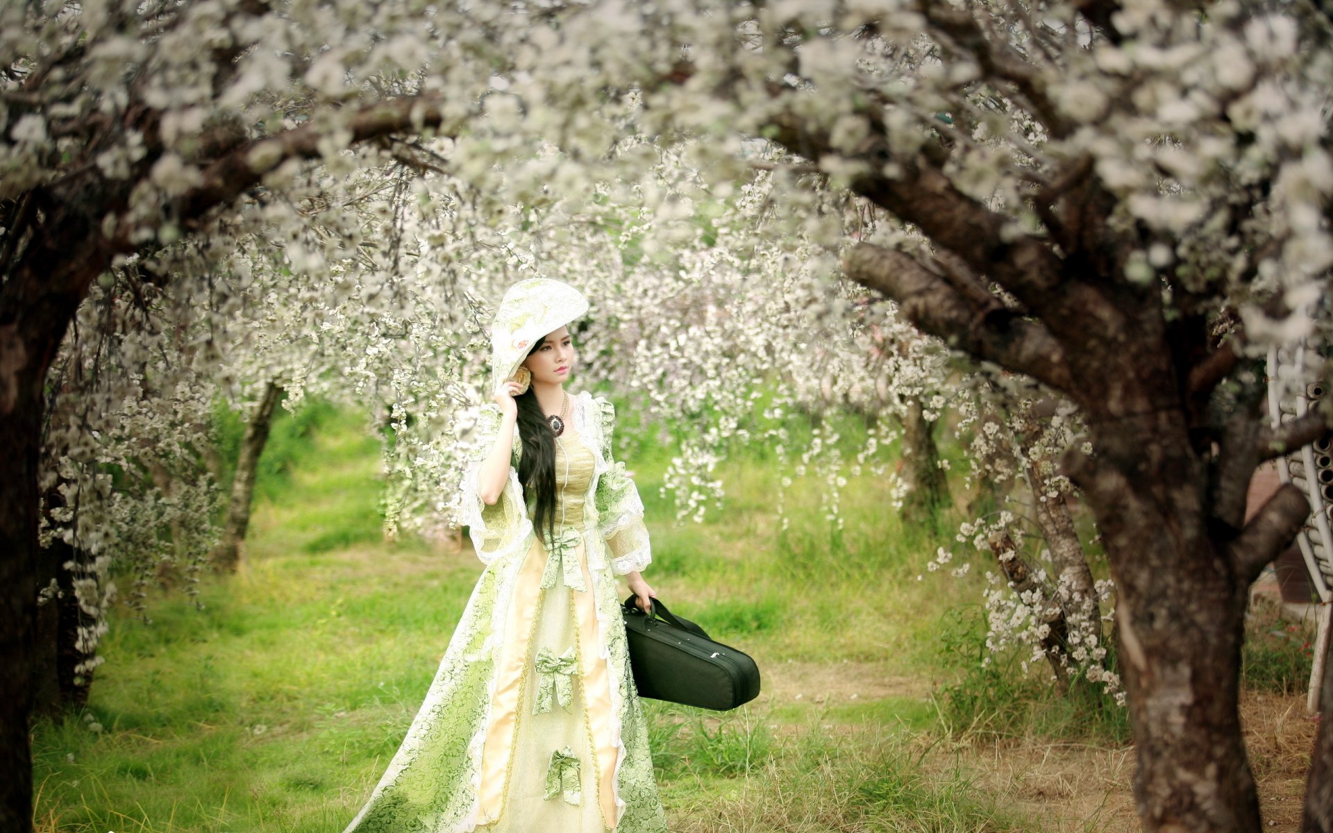 ragazza giardino stile