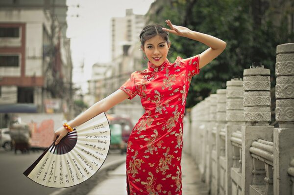 En la calle llena de chicas japonesas