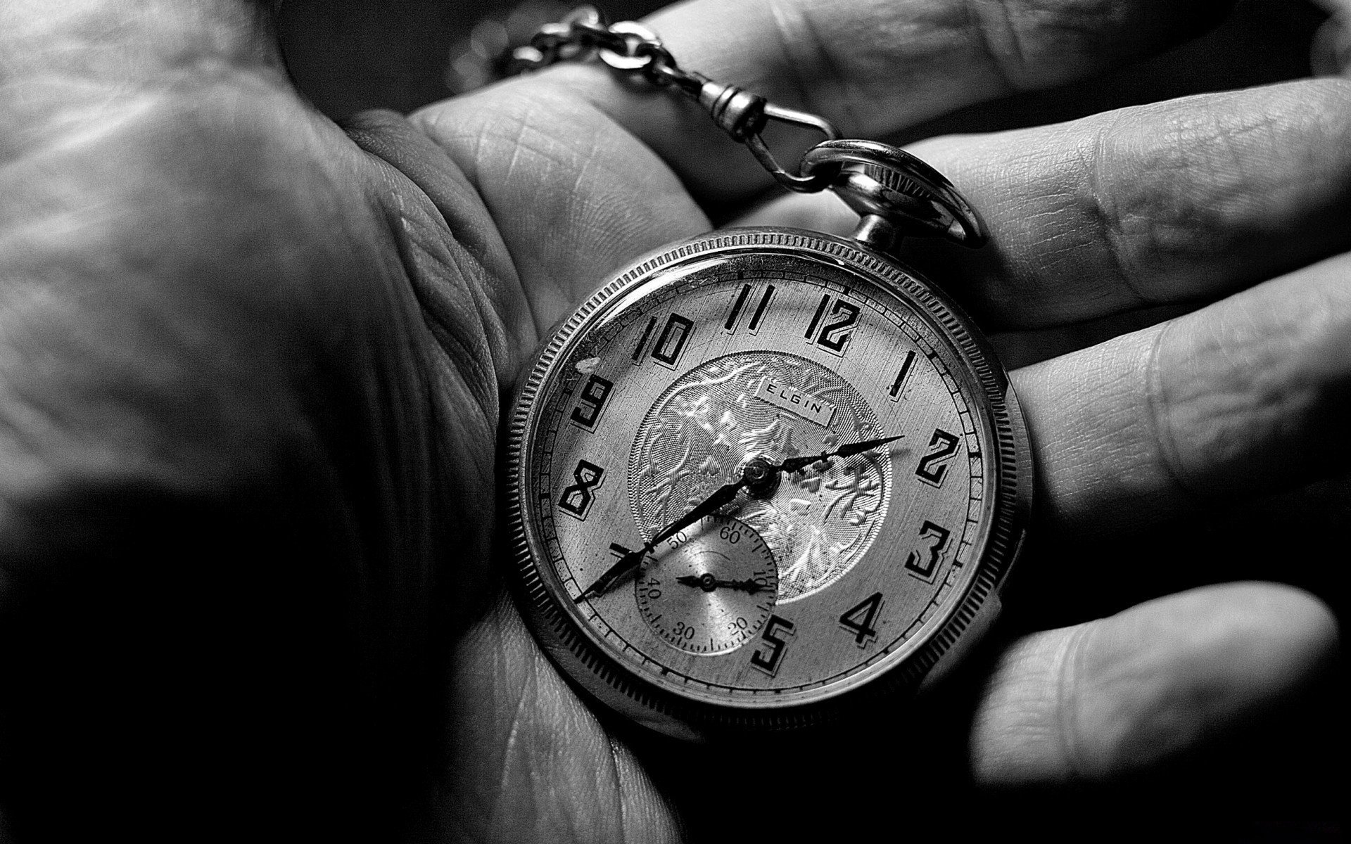 blanco y negro hecho a mano reloj