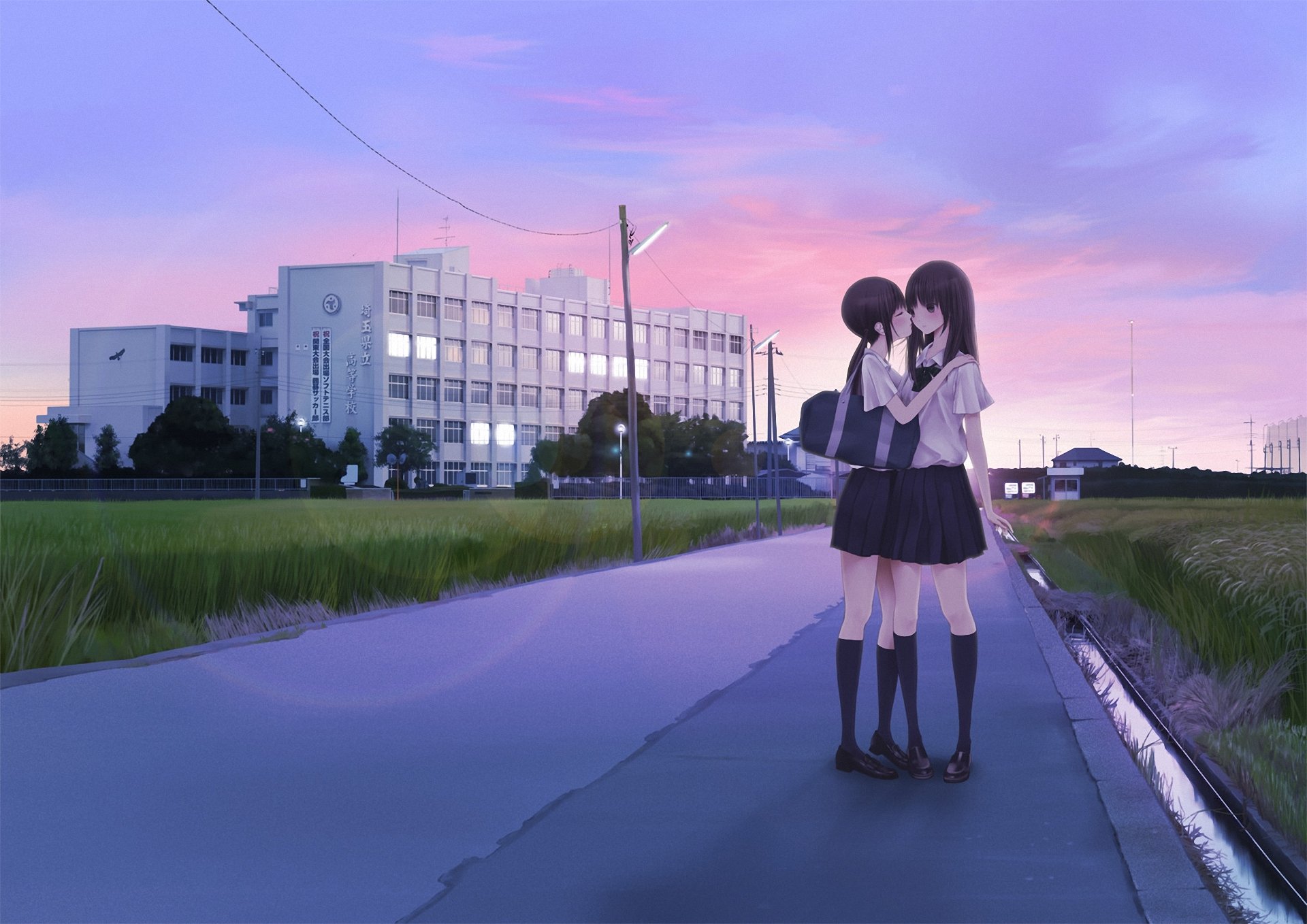 arte tikuva chicas beso yuri carretera ciudad noche puesta de sol uniforme colegialas