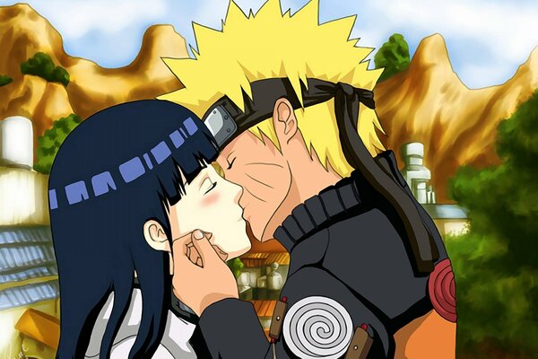 Zwei Charaktere aus Naruto küssen sich vor dem Hintergrund der Berge
