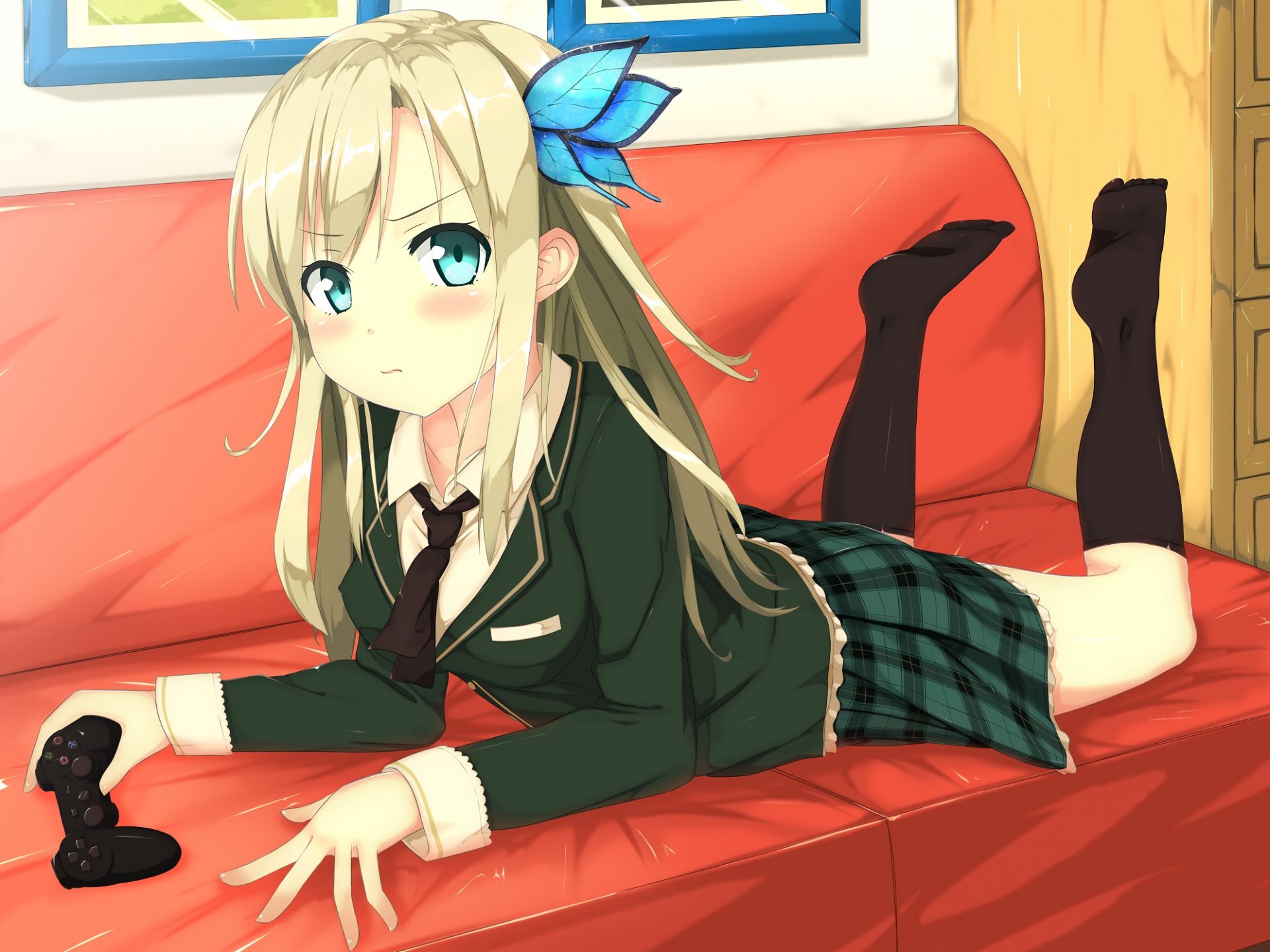 fille uniforme canapé boku wa tomodachi ga sukunai kashiwazaki sena