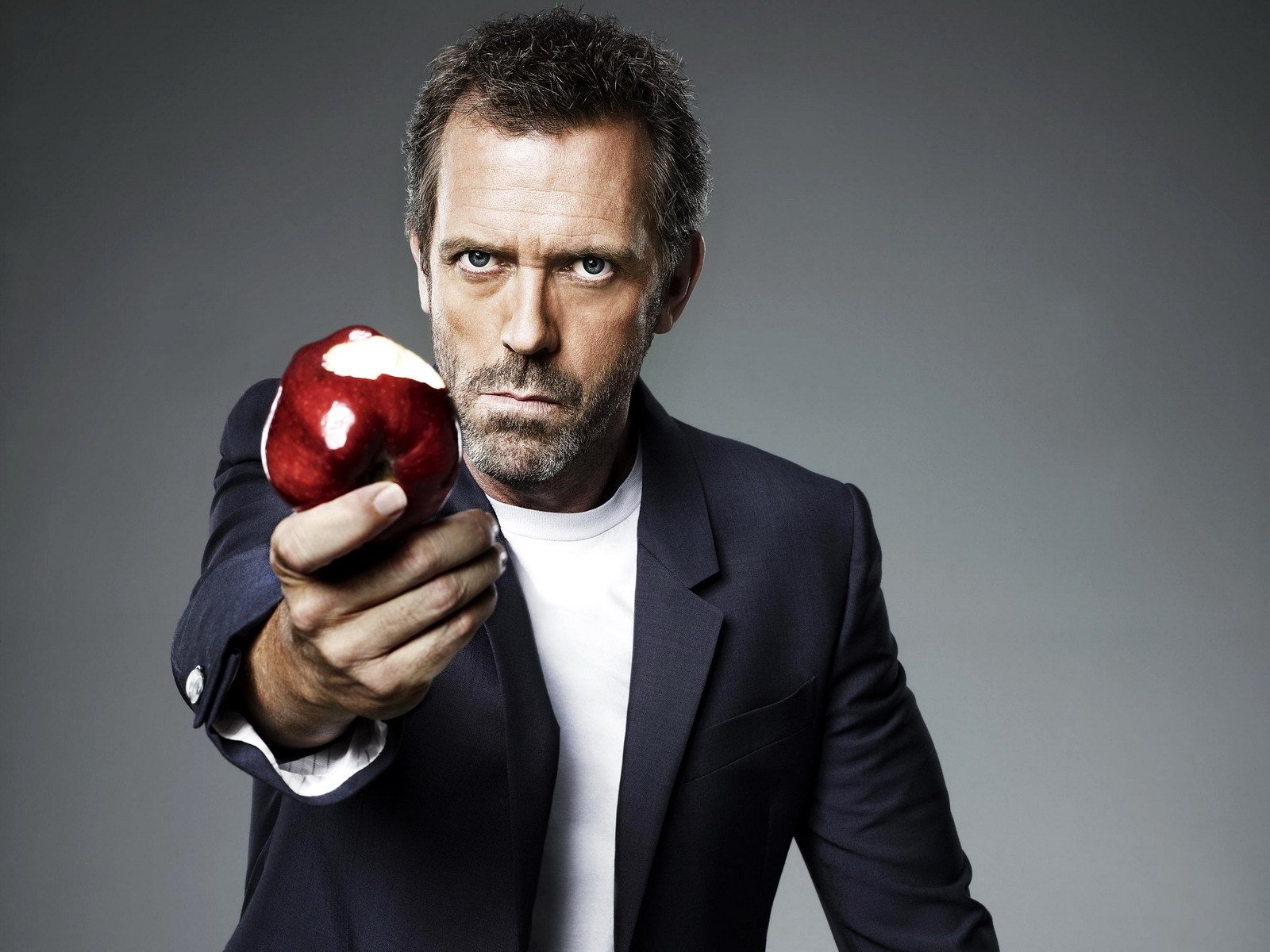 hugh laurie house apple