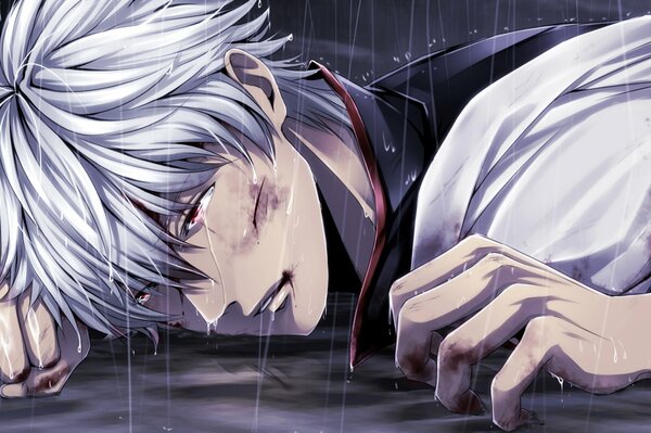 Gintama blessé se trouve sous la pluie