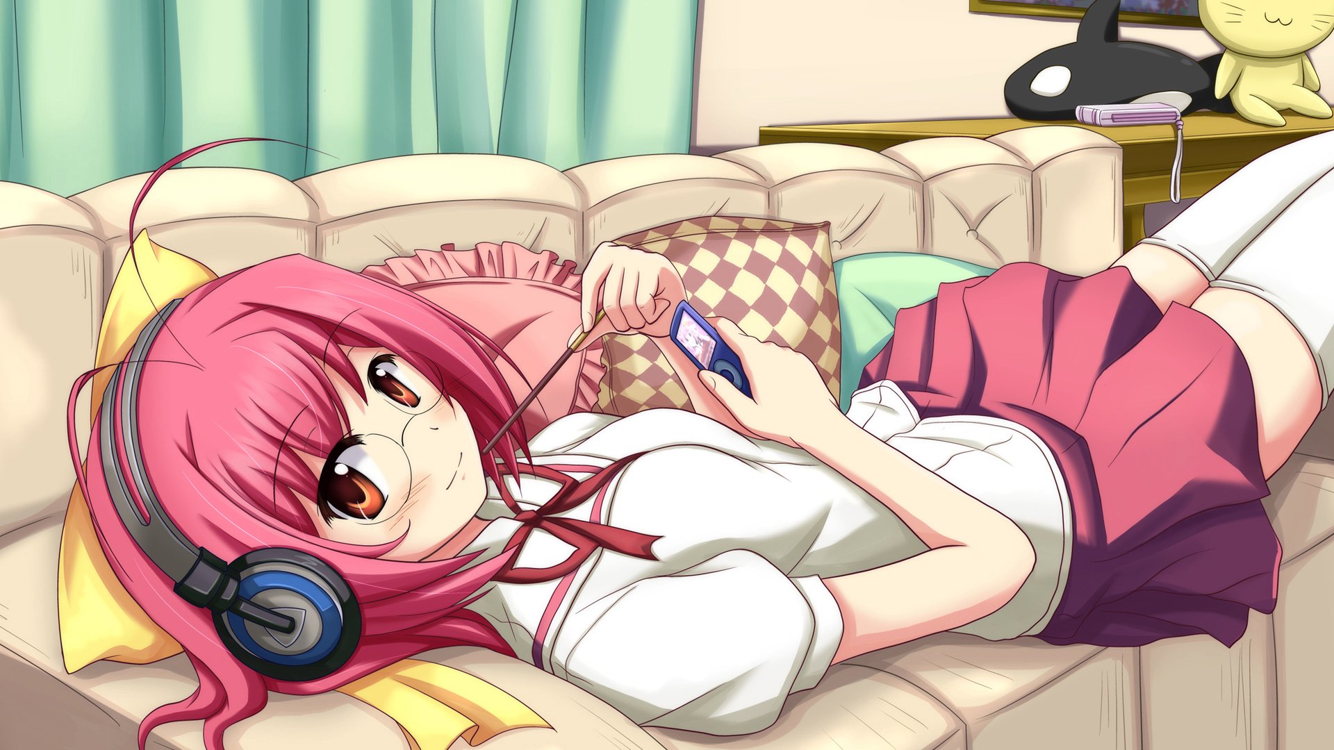 anime art kami nomi zo shiru sekai nakagawa kanon pink hair girl is sofa headphones player sunglasse