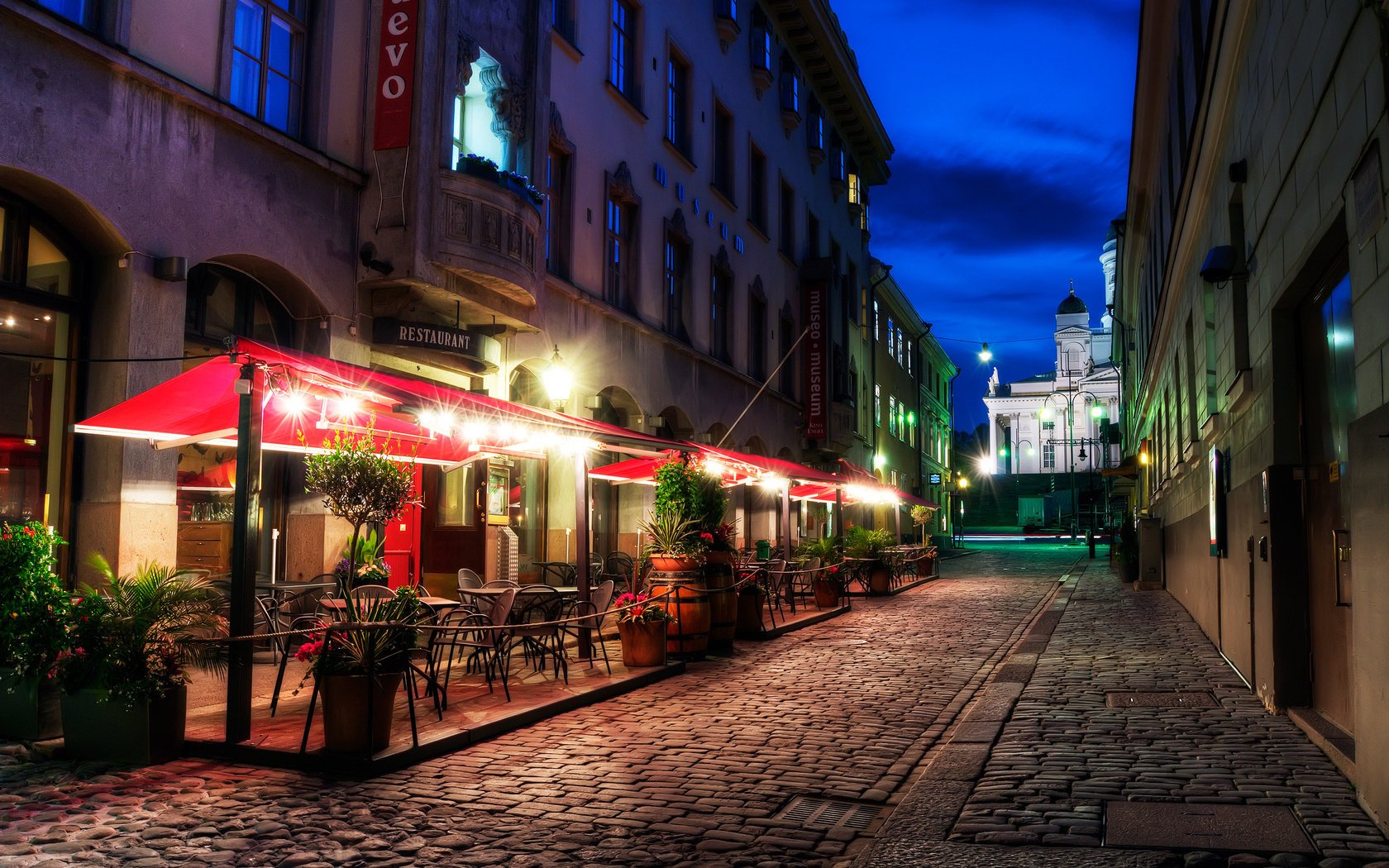 pavement restaurant finland helsinki street evening