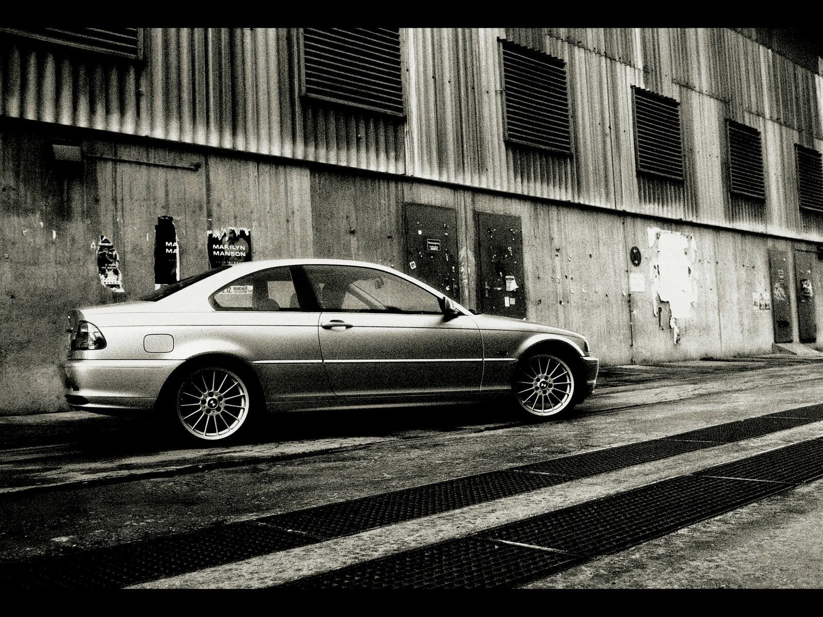 bmw 3series black and white noise