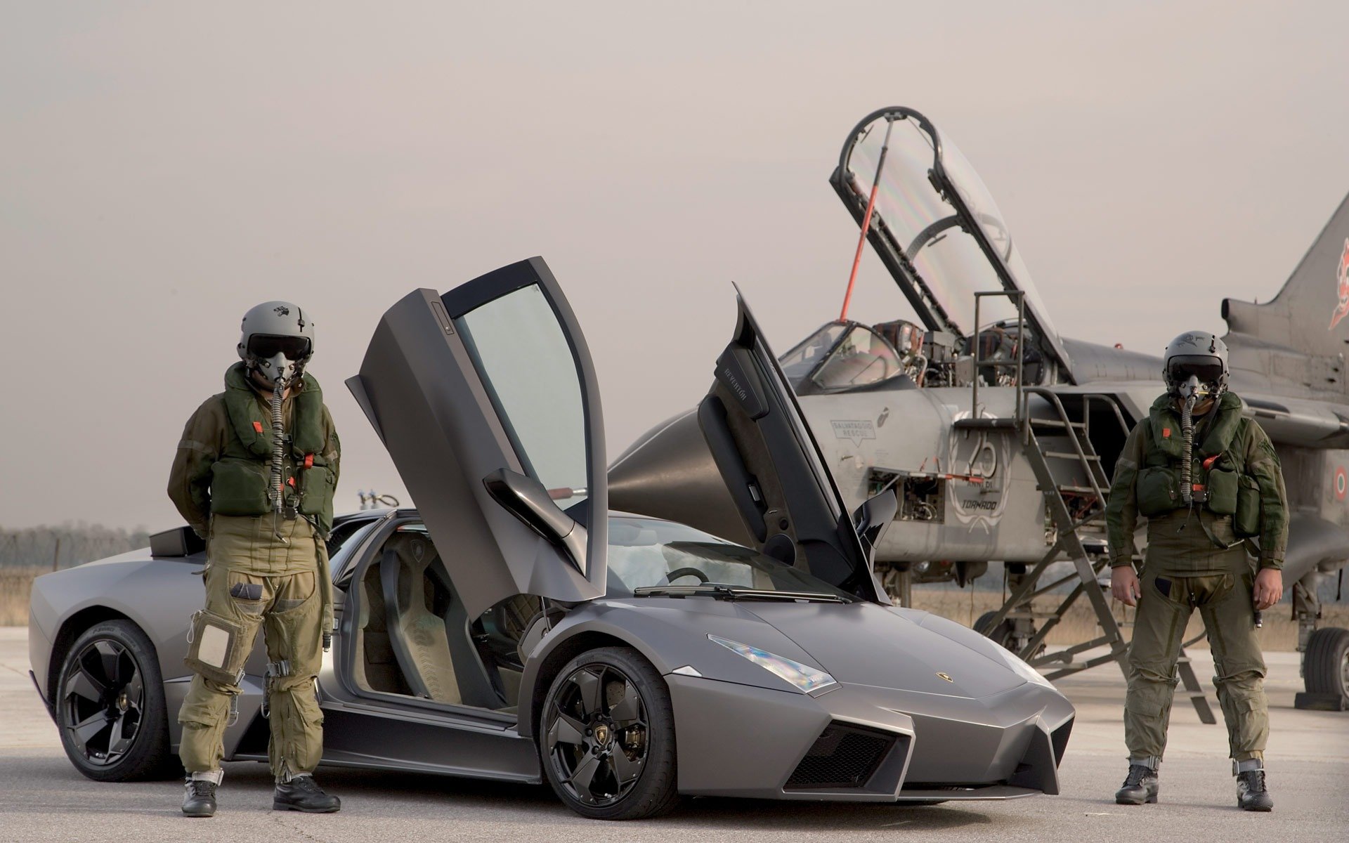 lamborghini aereo piloti