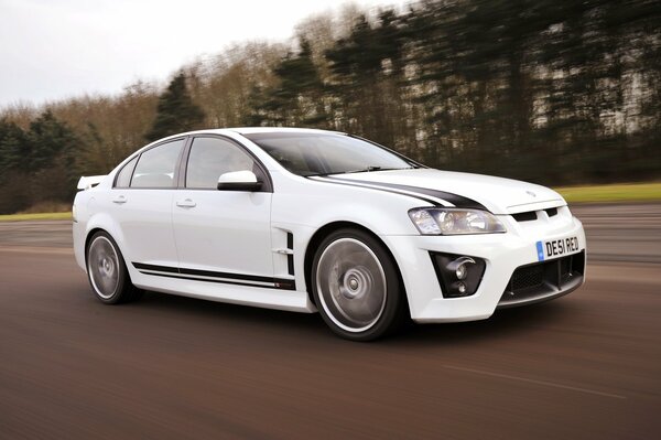 Вауксвалл викср8 белый vauxhall vxr8