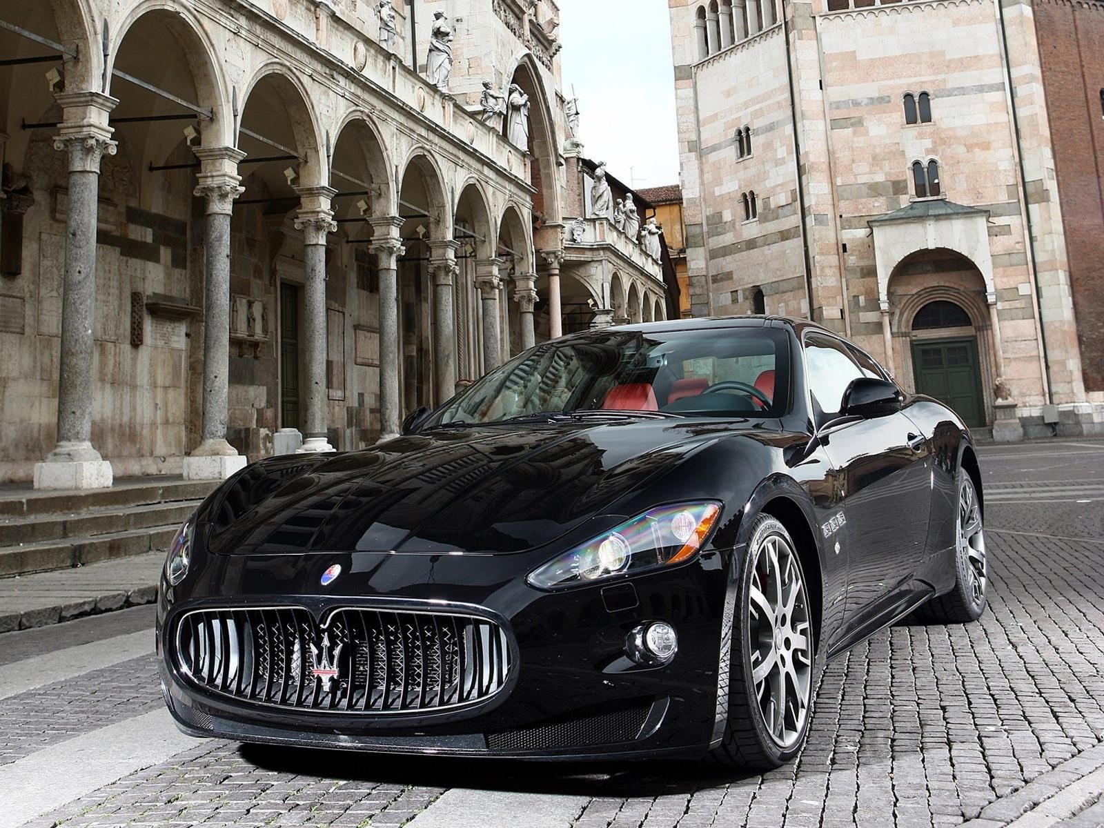 maserati maserati stadt schwarz