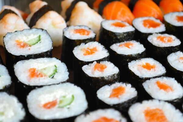 Ampia selezione di sushi di pesce