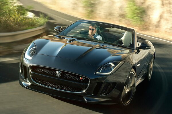 Jaguar f-type v8 s uk- spec