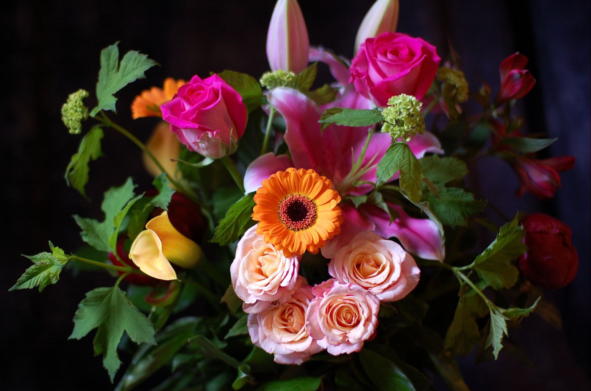 bouquet roses leaves chrysanthemum