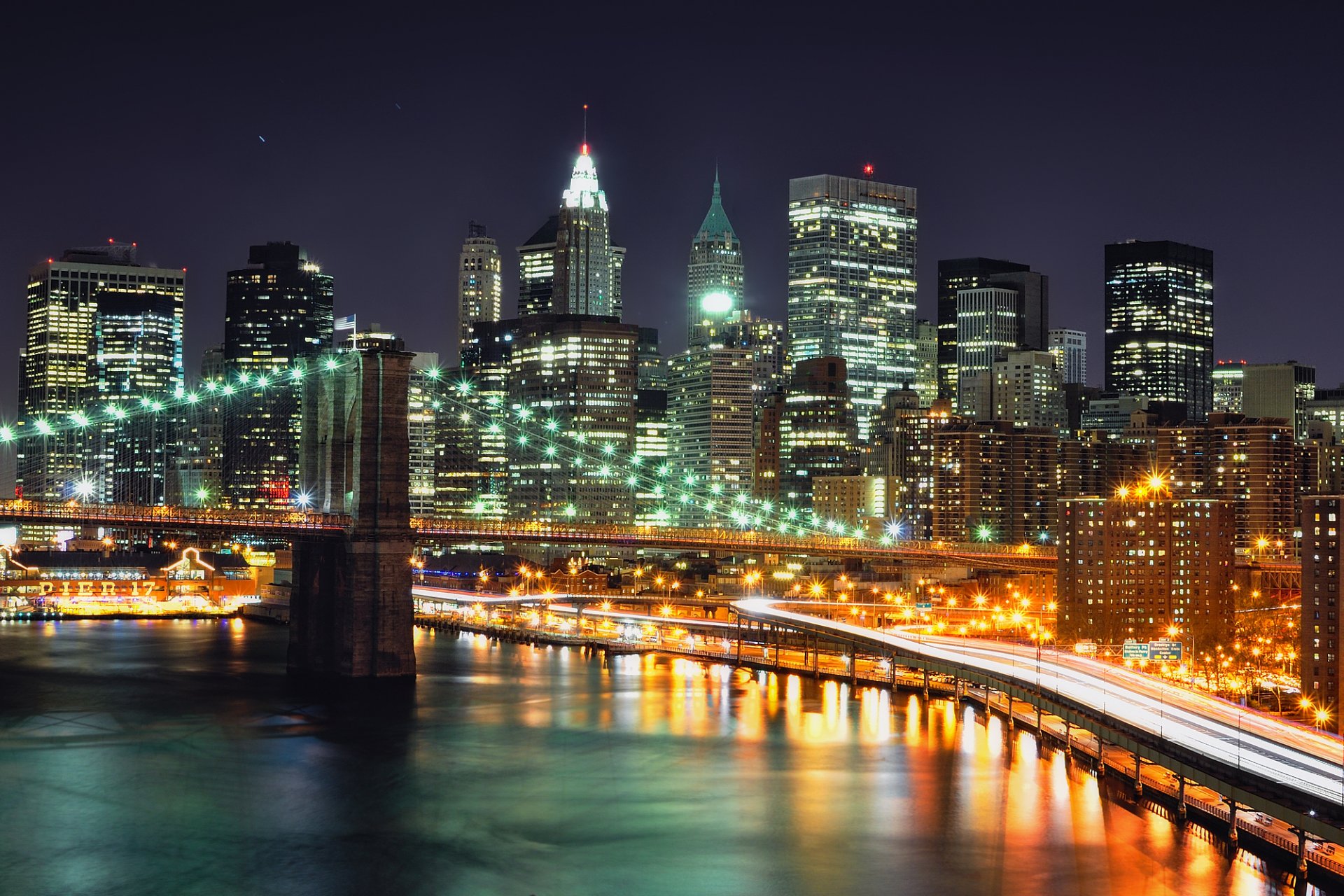 new york pont nuit gratte-ciel lumières