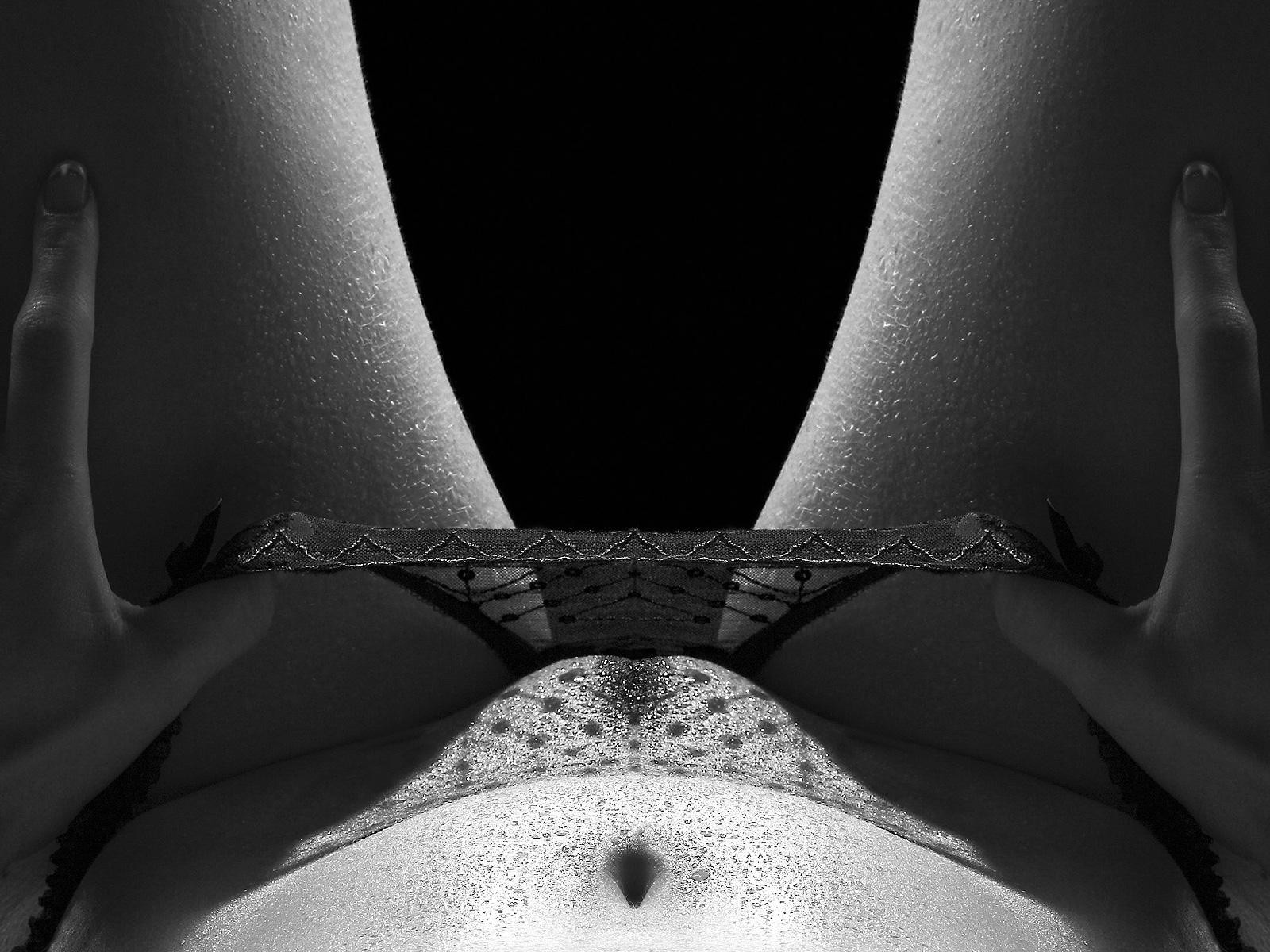 noir et blanc culotte nombril