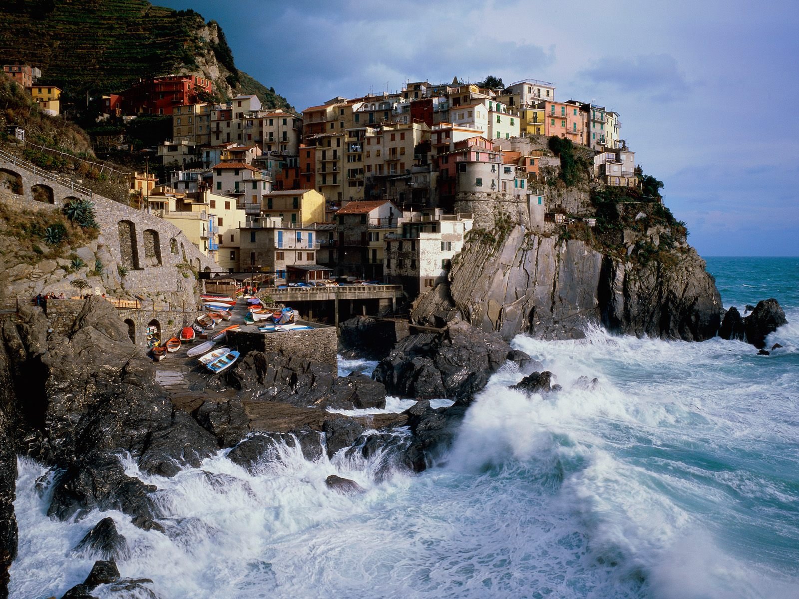 italy mountain wave