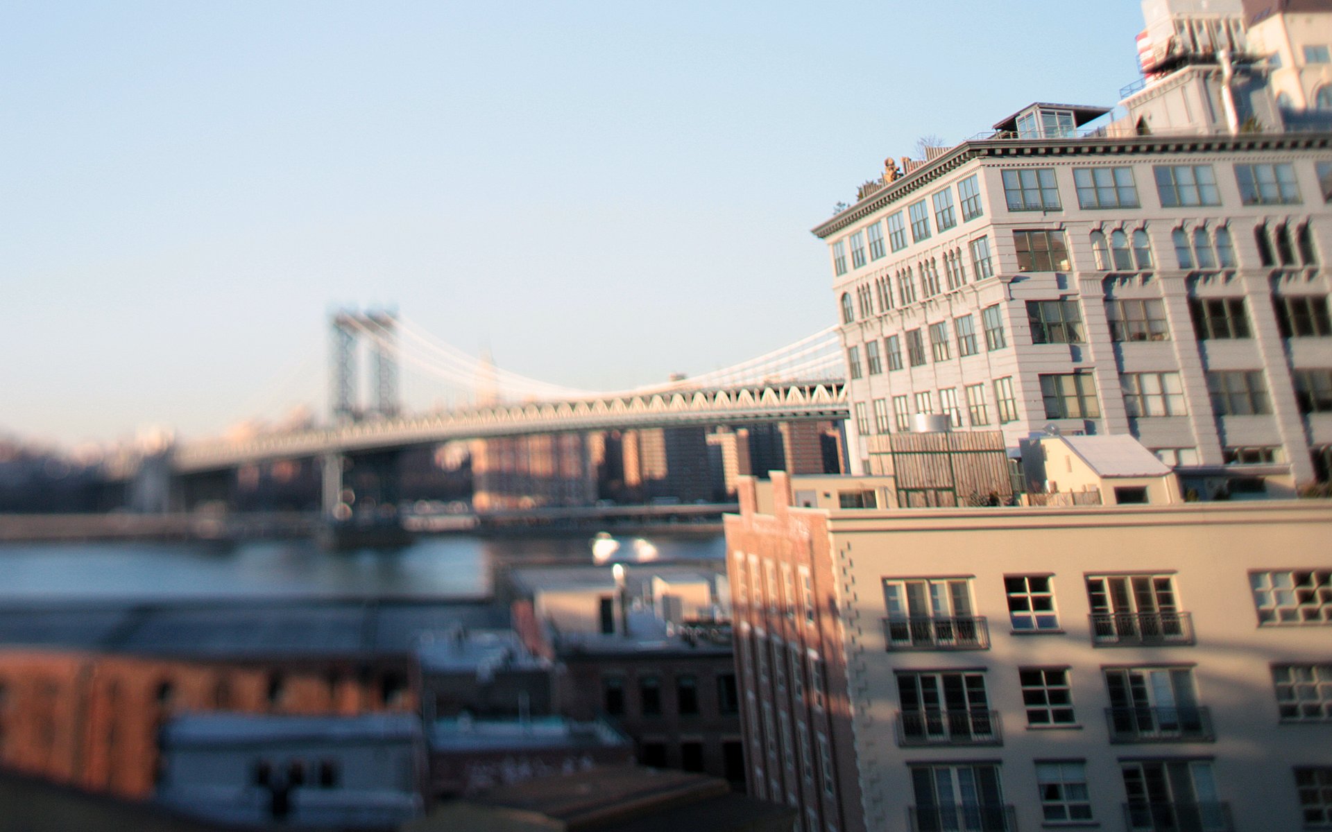 brooklyn bridge new york tilt-shift