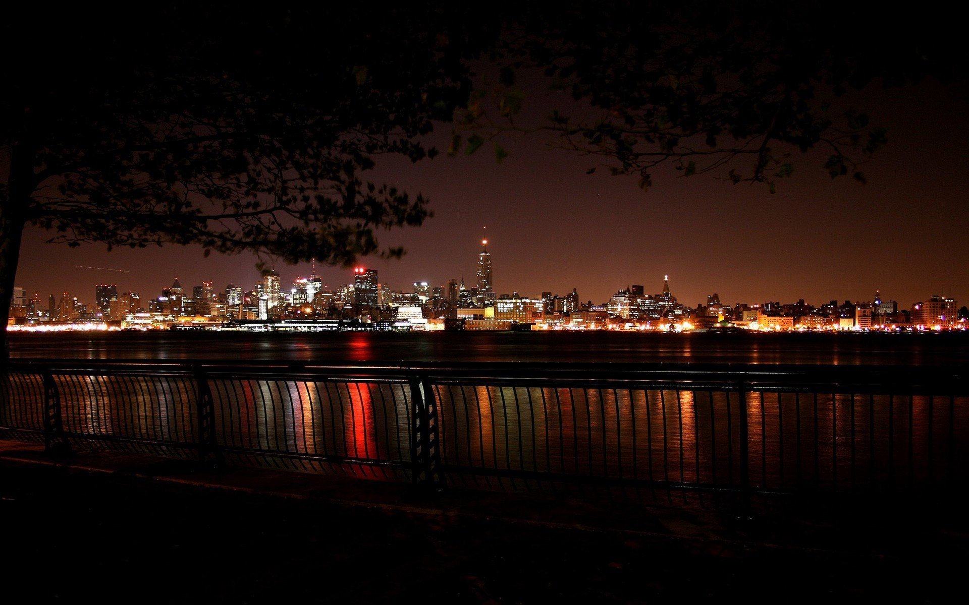 nacht promenade fluss