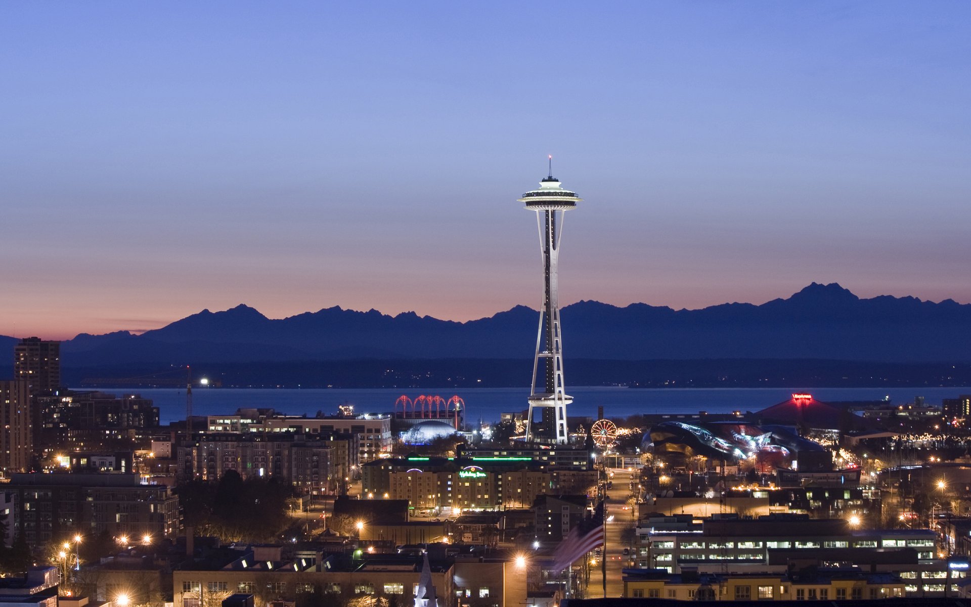 eattle tower night mountain space needle