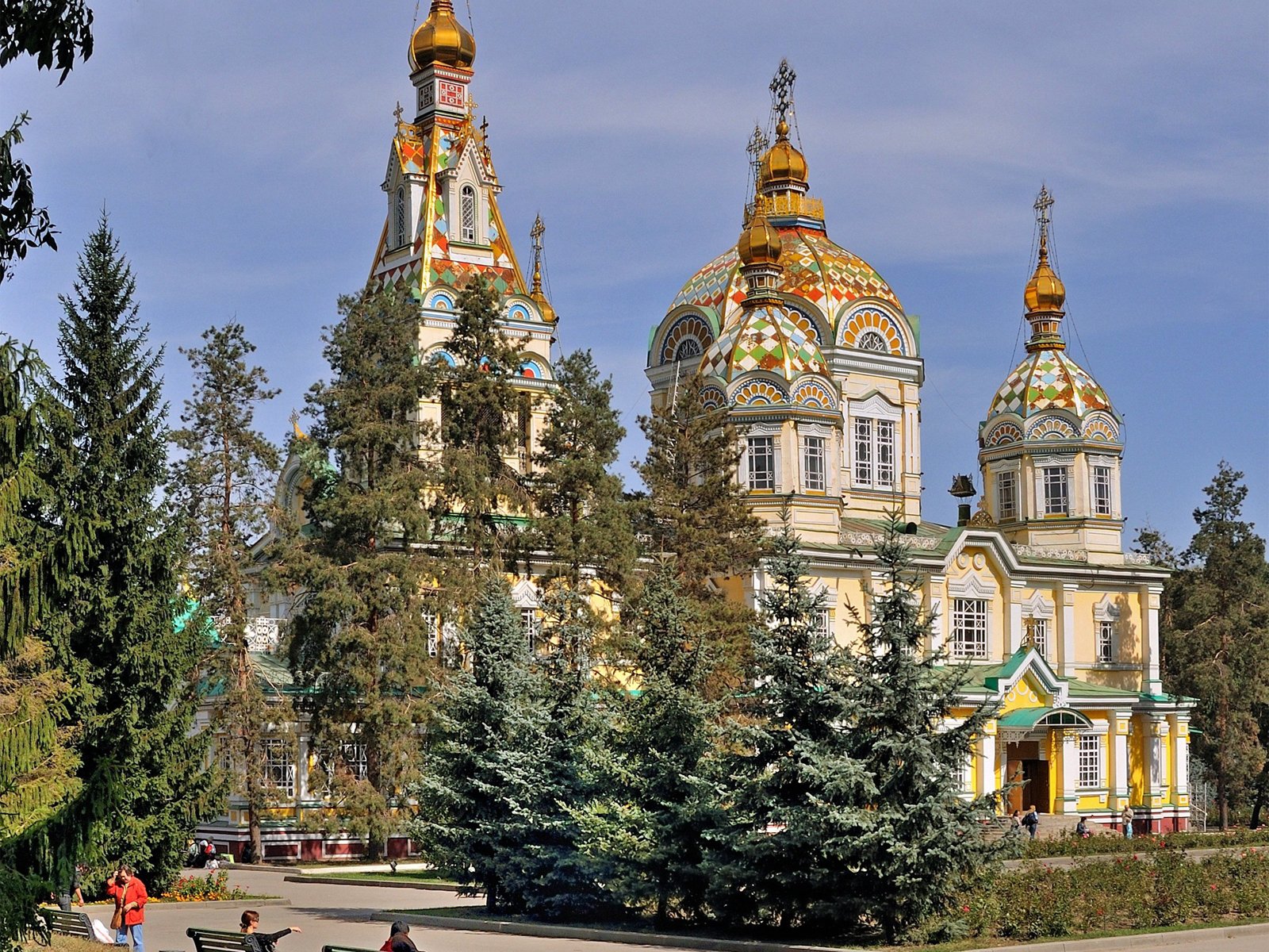 kazakistan parco chiesa