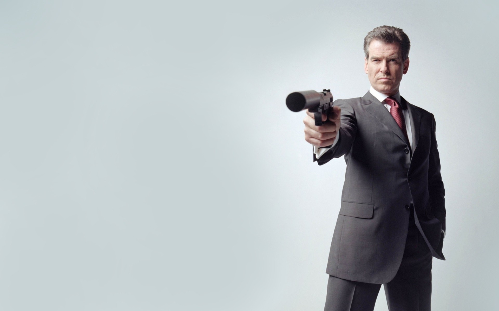 pierce brosnan mes