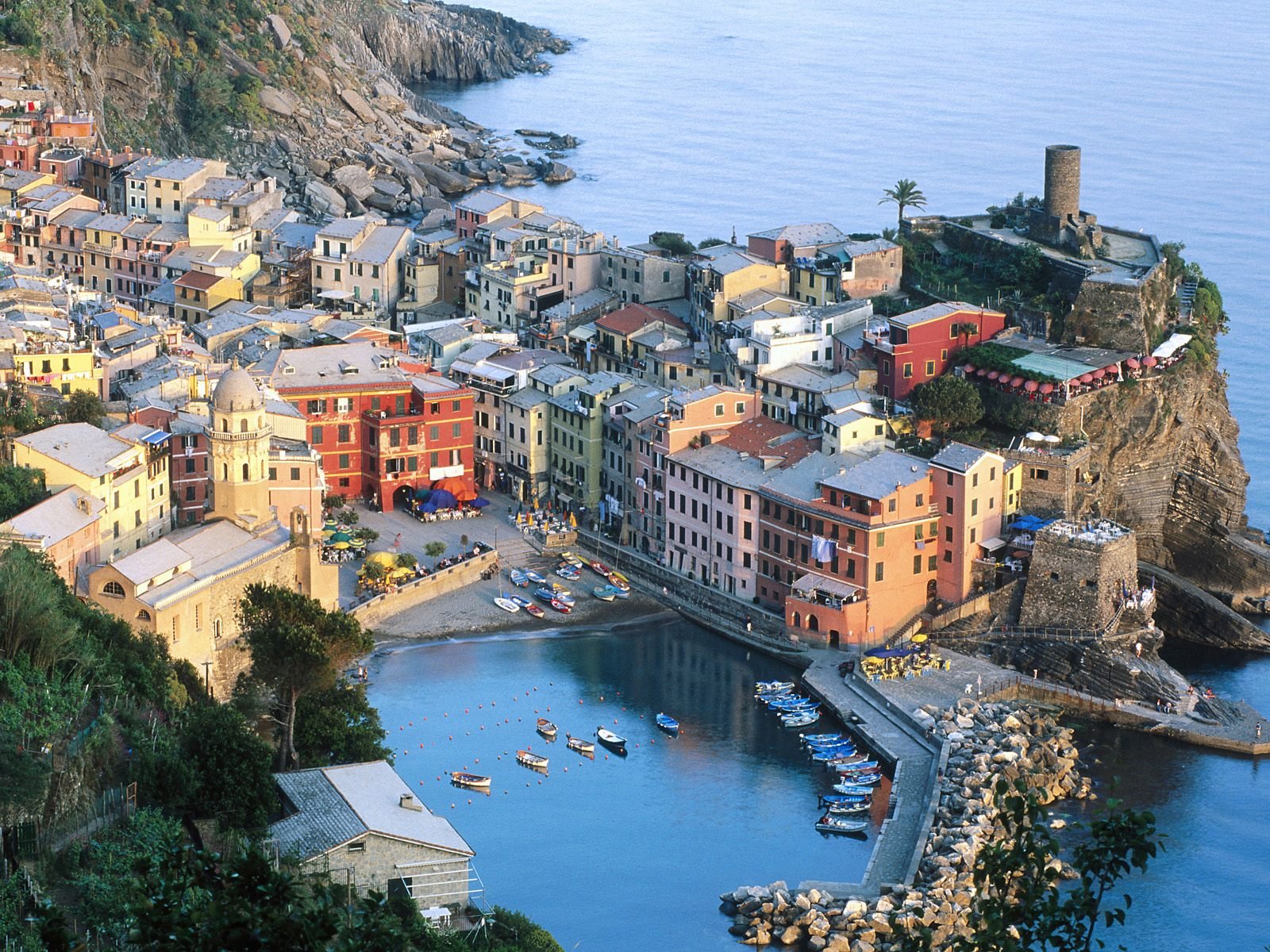 italy mountain boat