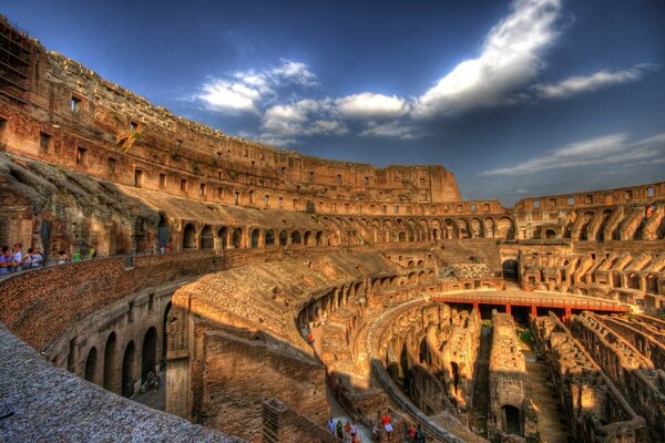 El antiguo Coliseo de Italia . vista superior