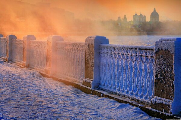 A frosty snowy day to relax