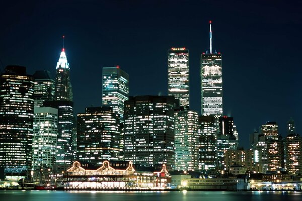 Paesaggio urbano notte New York