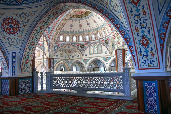 Moschea turca primo piano laterale