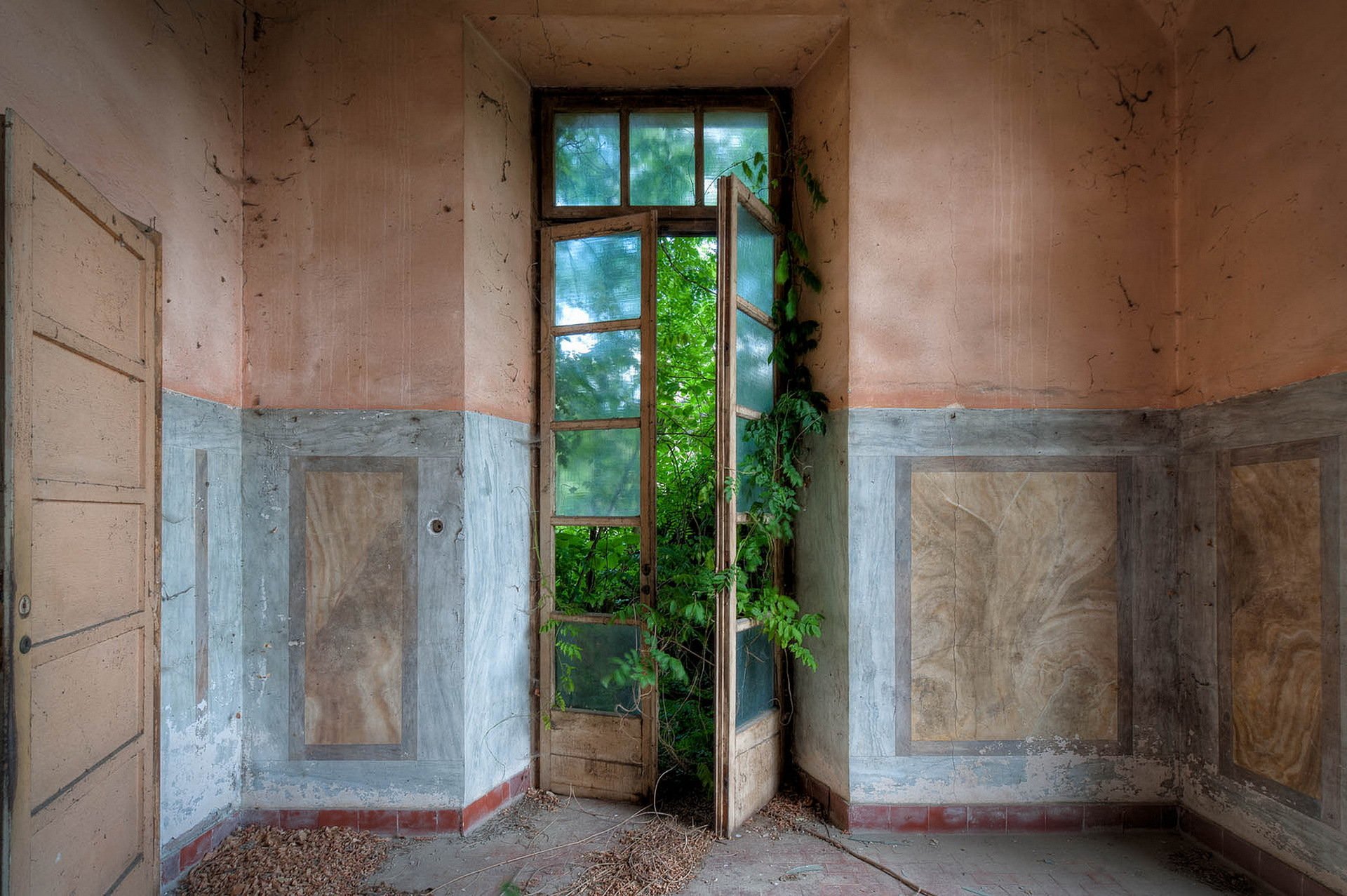 chambre porte verdure