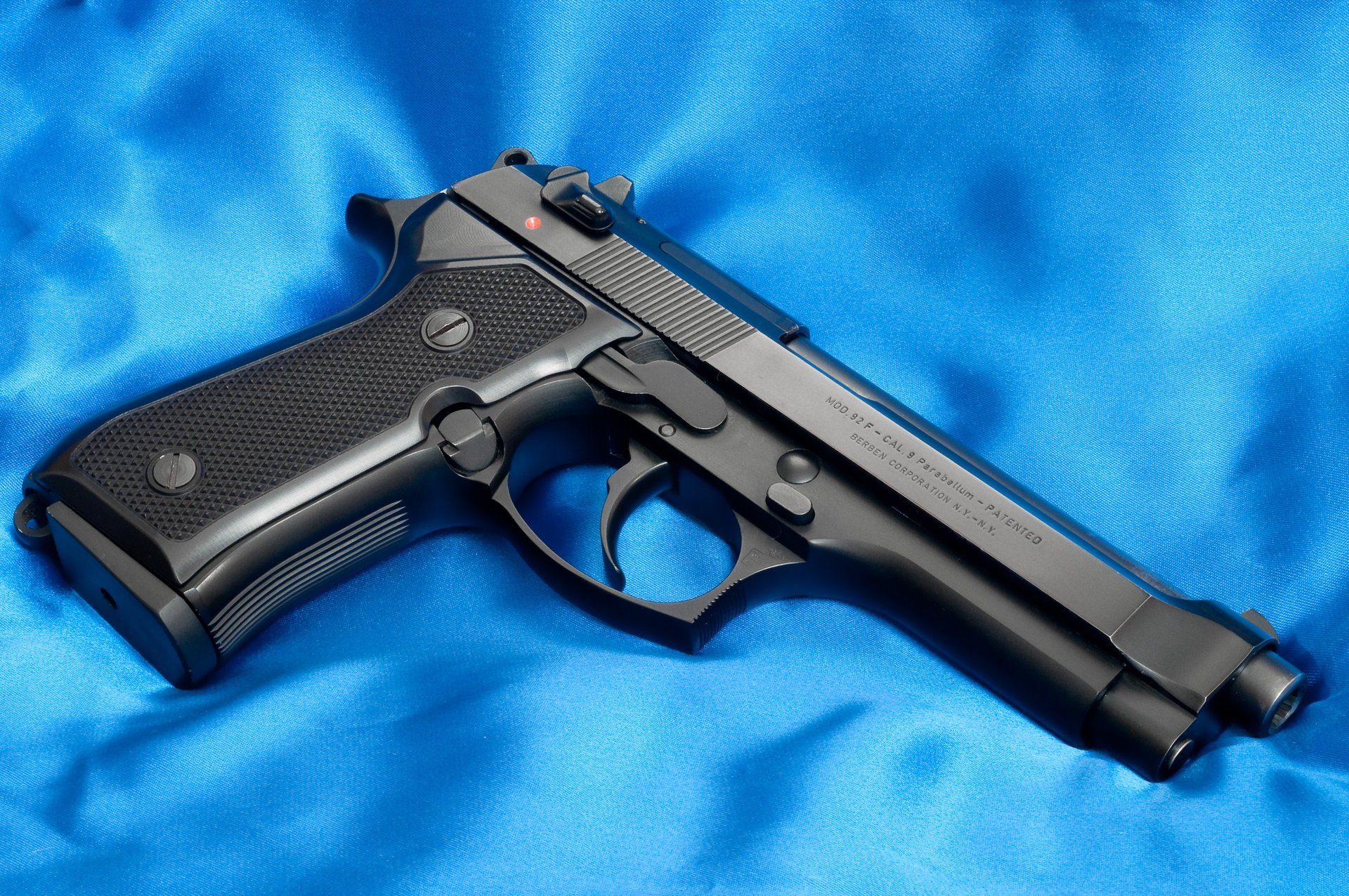 beretta 92f beretta 92f weapons italy gun pistol wallpapers usa