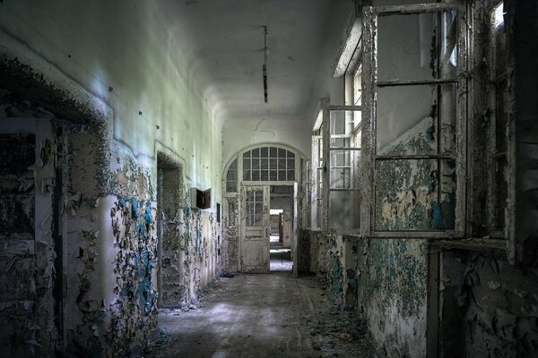 An old abandoned creepy building with windows