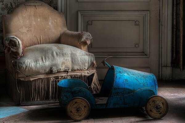 Shabby furniture in an old house