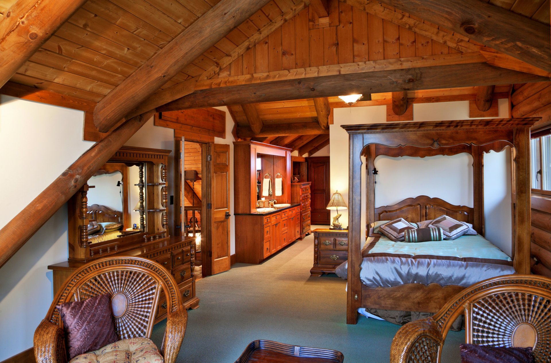 intérieur chambre à coucher fauteuils commode miroir lavabos