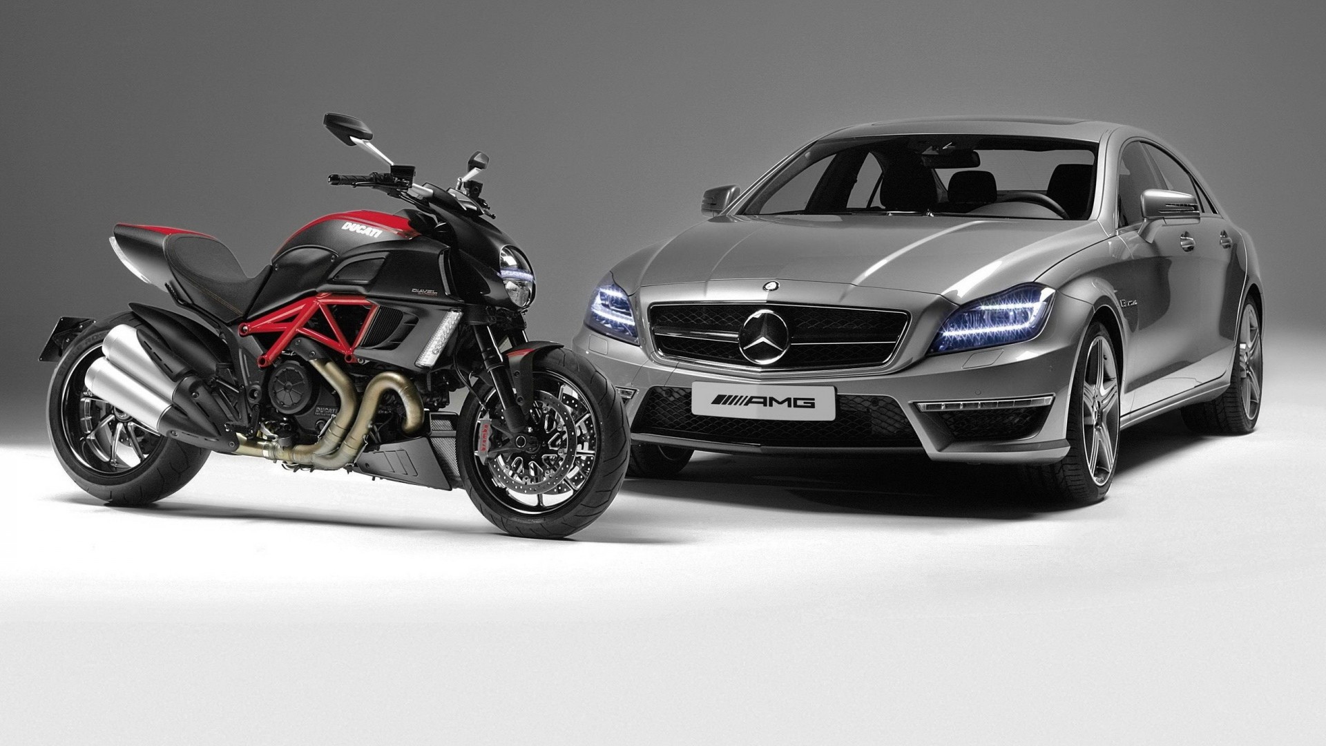 motocicleta ducati caro amg super coche mercede