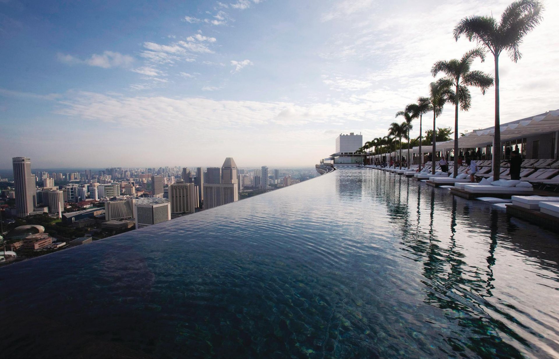 hotel marina bay sands singapore pool roof view